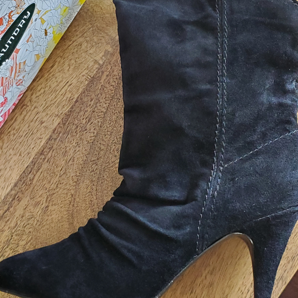 Black Suede Ankle Boot Sz 7-8 - Picture 2 of 4